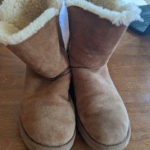UGG Bailey Button II boots